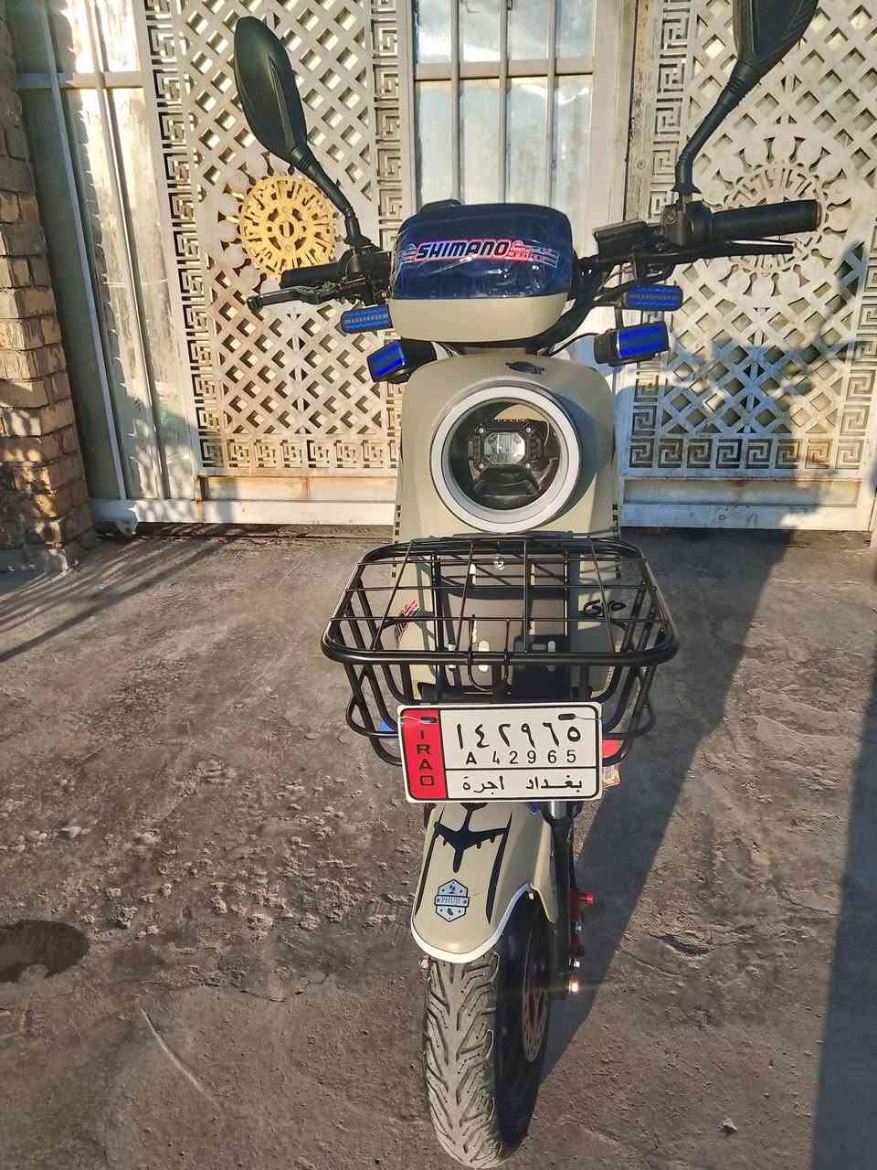 سلام عليكم عندي دراجه اللبيع ار تسعه جديده معنه الكلمه خمس بطاريات كلشي شغال بيه ما بيه اي عطل كهربايات شغاله كله رجوع الى خلف السعر 475 مكاني بغداد جسر ديالى ارقم الهاتف ***********
