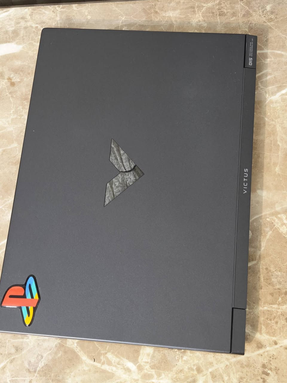 لابتوب HP Victos بكارت 4060 قدرة 140 واط
معالج AMD Ryzen™ 7 8845HS فئة HS يعني اقوى اداء معالج 8 كور و16 ثريد

الكارت NVIDIA® GeForce RTX™ 4060 يجي بواطية 140 واط اقوى واطية للكارت

الشاشة: 15.6 بوصة FHD IPS، بتردد 144Hz

512GB SSD

16GB DDR5

الشاحنة 200 واط 
الابتوب نظافتها 95% وتشغل اقوى الالعاب باعلى فريمات مشغل عليها رينبو وcs2 بحدود 230 فريم على دقة 2k
ومشغل عليها ارك ريدرز على دقة 2k 155 فريم
عارضها بمليون و300
ووياها انطي هدايا
جنطة
ستاند تبريد 
هاب من شركة كريم لايون
وبيها مجال بسيط جدا
مكاني بغداد حي البنوك
***********

