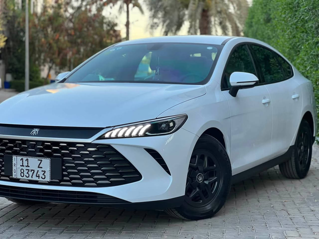 السلام عليكم  ✋
Byd Qin Plus 2025 🤍
ماشية 2500 كيلو فقط ✅ 
كفالة عامة 💯
داخل ابيض 🤍
شاحنة اصلية بعدهة بچيس غراض كاملة 
قطعتين تبريد 
تشغيل عن بعد 
بصمة +كارت 
شاشة محدثة و منزل برامج ويز و يوتيوب و كيبورد عربي..الخ
عليهة عازل حرارة امريكي اصلي كل الجامات 
بغداد باسمي تحويل مباشر 
السعر 19 مليون 💵💵
***********☎️
بغداد زيونة 💐

