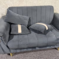 تخم • ميز مكتب • للبيع