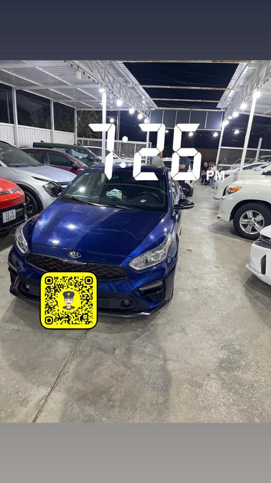 السلام عليكم كيا فورتي 2021 بغداد معوقين باقي سنتين وتصير حره استيراد شخصي فول مواصفات 
جي تي لاين محرك 2.0 دوش ماشيه 46 الف ميل حادثها صفحه السايق وبيها صبغ بالقماره 
السياره جاهزه كير ومحرك وحداديه وكهرباء و تبريد وتدفئه مكفول على ايدي محد صاعدها من دخلت للعراق لحد الان 
للبيع او مراوس مع باجير 
للاتصال  *********** ابو احمد
