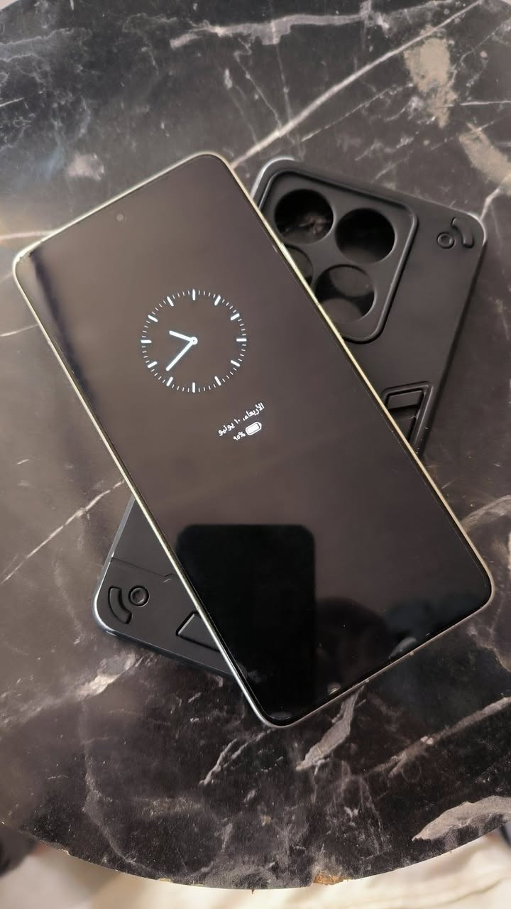 للبيع شاومي 14Tبرو (واحد تيرا) 
شاشه١٤٤هرتز بوبجي١٢٠فريم
معالج +Dimensity9300
بطاريه ٥٠٠٠الف +شحن سريع ١٢٠واط 
بعد معروفه مواصفاته مايحتاج اكتب 
استعمال يومين بعده جديدكامل هوه وملحقاته  اخذته السعر560الف
بغداد ابو غريب
***********
