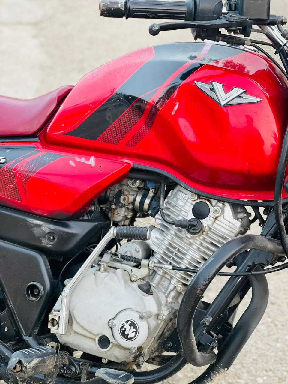 دراجةV15للبيع بمليون ومتين وبيه مجال ***********
