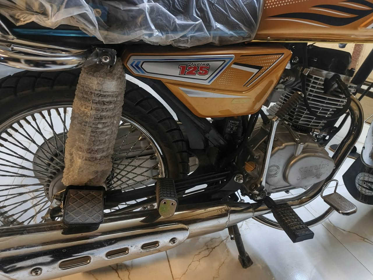 للبيع دراجه 4كير بعده دهن الشركه العنوان منصوريه الجبل ***********السعر750
