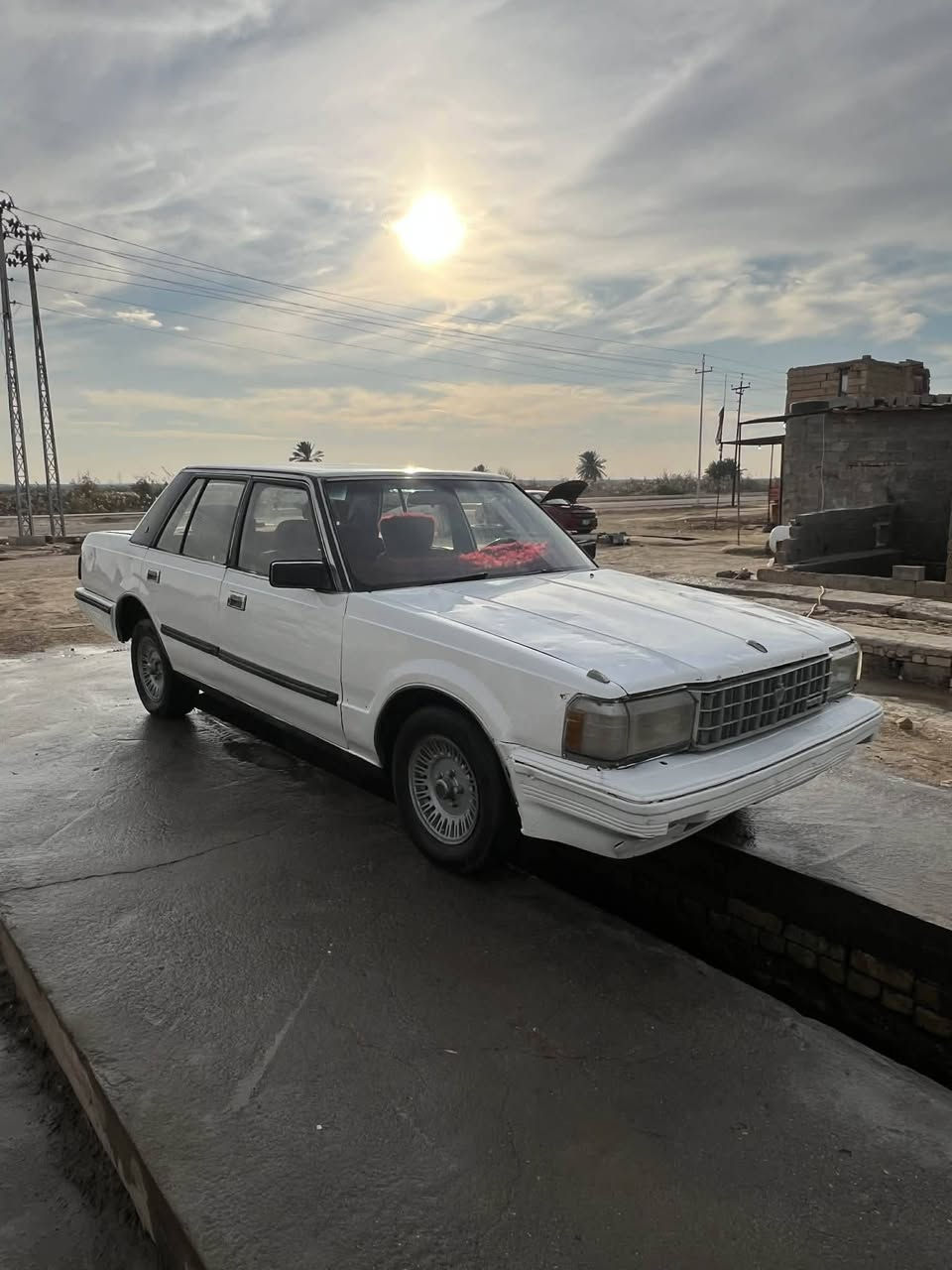 سوبر موديل 85 رقم انبار باسمنه  تحويل ثاني . مكفوله من الضربه   مكينه كير  كفاله كهربايات وتايرات حداديه كله جديد شرط  السعر ٣٤  بيهه مجال
سياره داخل كلش نضيف مصبوغه حزام جماليه 
مكاني ناصريه قلعه سكر
***********
***********
