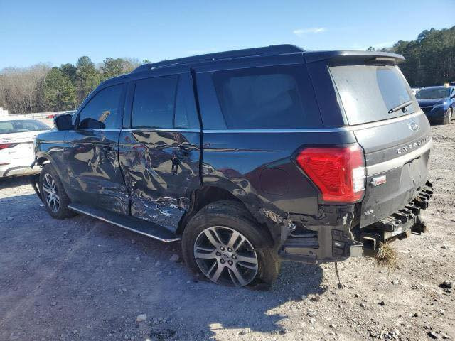 السلام عليكم فورت اكس بيدشن موديل 2023 السياره كير محرك مكفولات رقم أربيل تحويل مباشر  صور الحادث مرفوقه ماشيه 43الف استفسار *********** مكان السياره بغداد القادسيه السعر 29 وبها مجال
