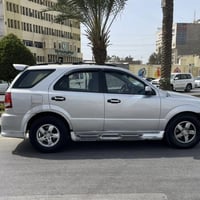 سورنتو 2006 6 سلندر مصبوغة حزام السعر 80 ورقة 07718555634