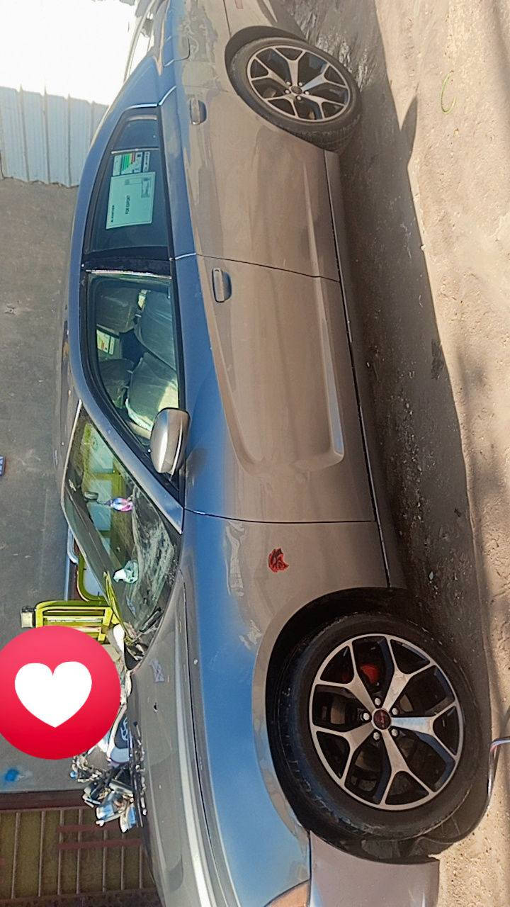 شارجر 14كصه جنطه مكينه كير تبريد تتفه حداديه 80%كير طياره مكينه 3600ويل 20 متومه اربيل مكاني  الناصريه
سعر  52 مراوس 

***********
