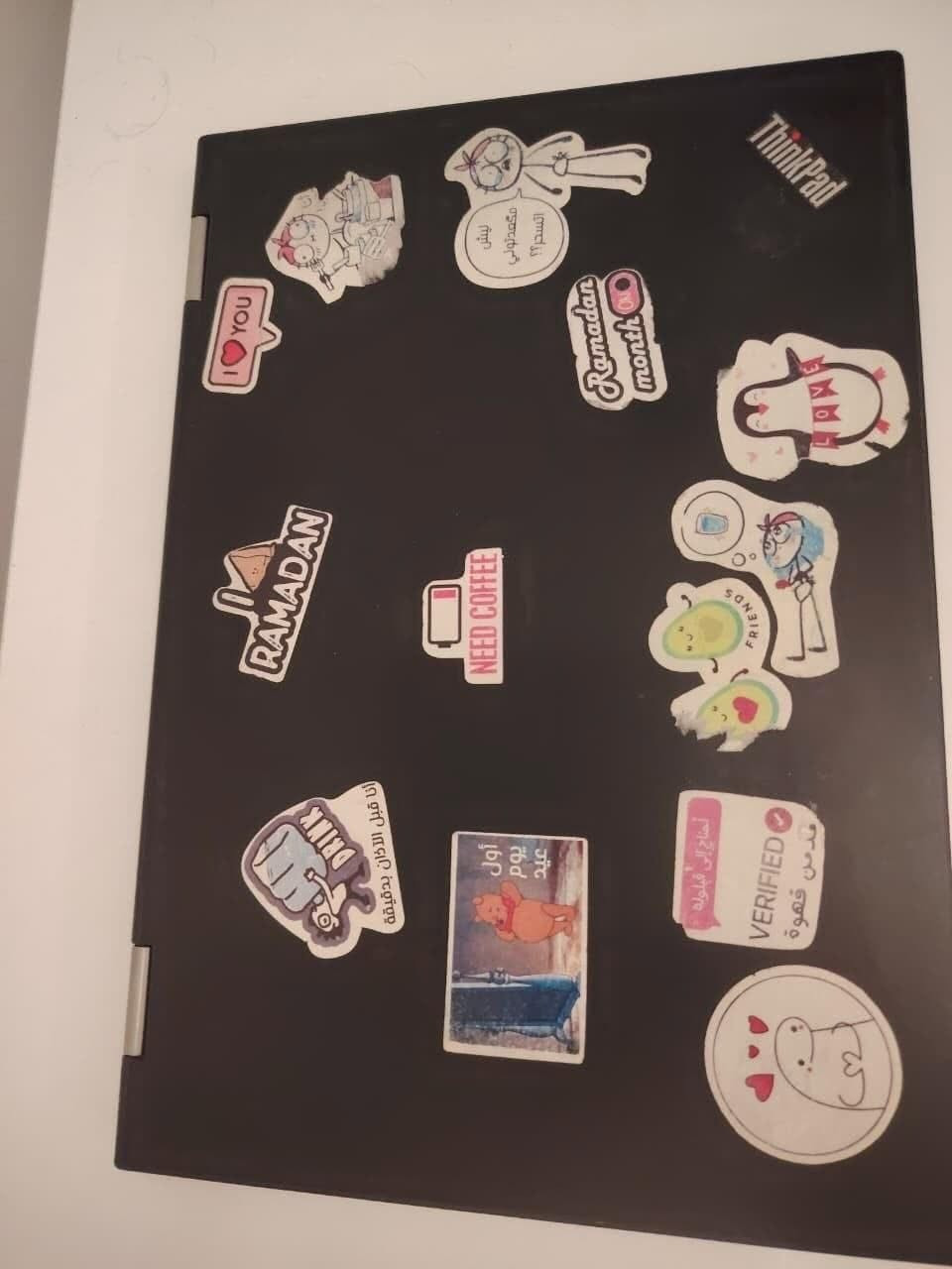 Laptop lenovo X1 yoga (gen2)
مواصفات اللابتوب

i7 7600 2.8GHz

16 gb ram 1866Hz LPDDR3

كرت الشاشة مدمج من INTEL

display : 14" 1920x1080 FHD 300 nits LCD touch (IPS) 

500Gb m.2 ssd 6Gb/s

 المنافذ:

USB 3.1 GEN 1 X3

USB TYPE - C  3.1 GEN 2 X2 THUNDERBOLT 

HDMI 1.4b

منفذ sd card 

Camera : 720p HD

نظام الجهاز : windows 11 pro activated 

مستشعر بصمة 

الشاشة لمس طبقة زجاجية بالكامل (glossy) 

الجهاز يجي 360° يصير ايباد وتحكم كامل لمس 

بي خاصية Face ID

يجي ويه الجهاز قلم خاص بي

للتواصل واتساب : ***********
