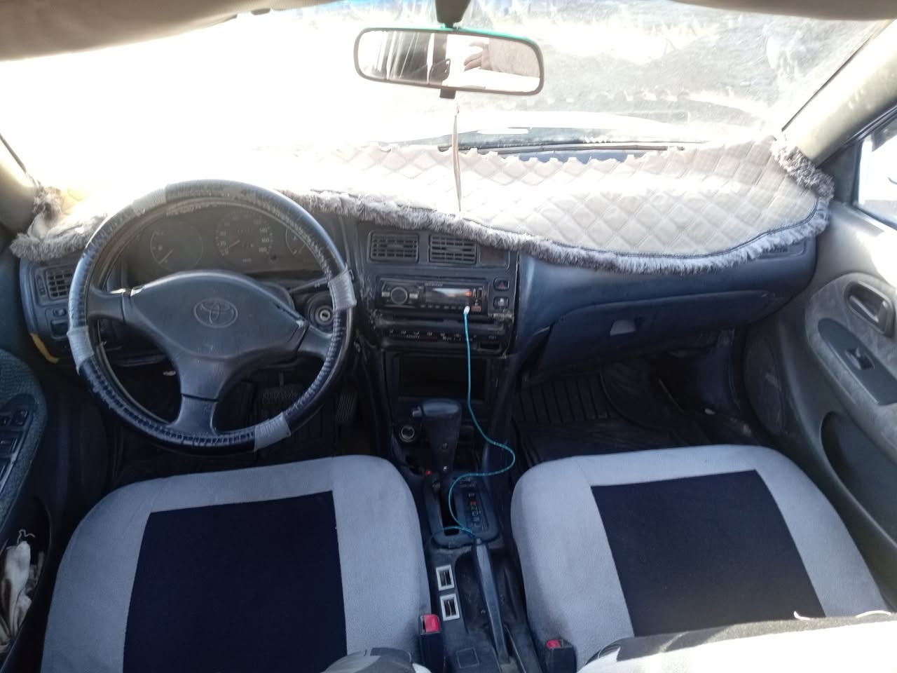 سلام عليكم ورحمة الله وبركاته كورله للبيع موديل ٩٢ الماني مشروع وطني نينوى كير ومحرك شرط مصبوغه عنوان الشرقاط الساحل الأيسر عويجيله اتصل على رقم ***********
