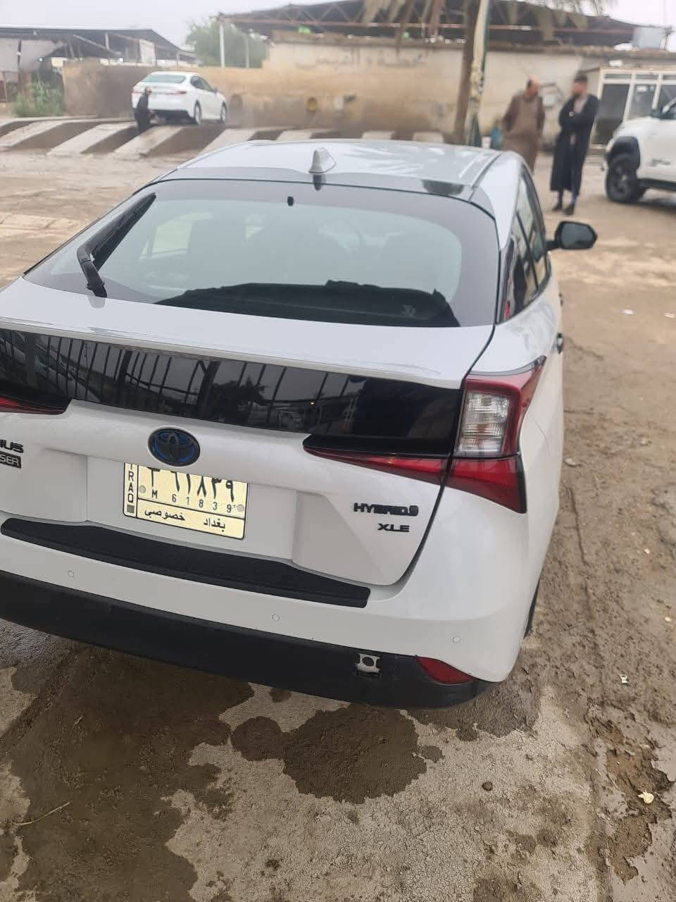 السلام عليكم تويوتا بريوس موديل ٢٠٢١ فئة xle بلاك ادشن بطارية ليثيوم محرك ١٨٠٠  معروف مواصفاتها شبيها من مواصفات
السعر  ١١٥ بيها ضربه بالبوب الي عكس السائق يعني ابيع صفحه بس للعلم الضربه بسيطه كلش وسويتها
للاستفسار ***********
