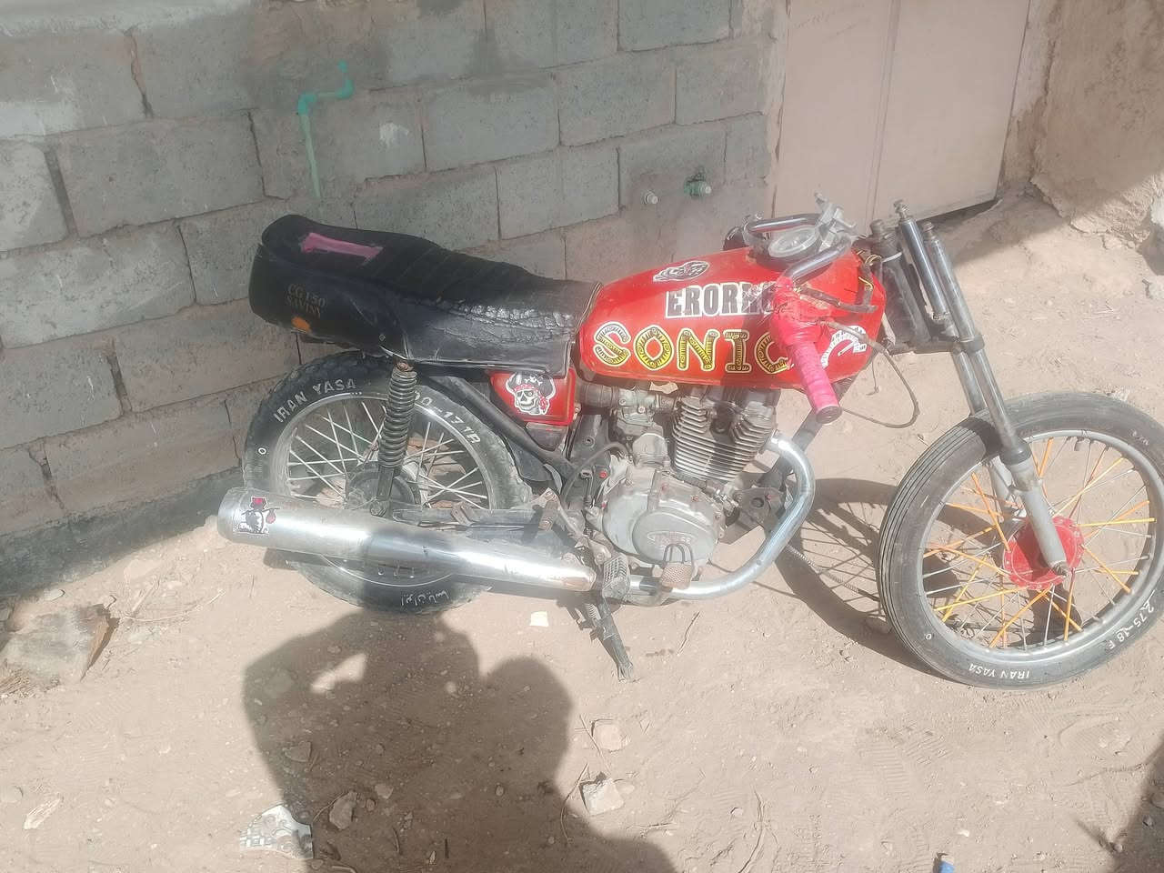 سلام عليكم دراجه للبيع فافونه سكان طاكه المكان الهارونيه العباره ‏‪0775 746 5926‬‏السعر خاص
