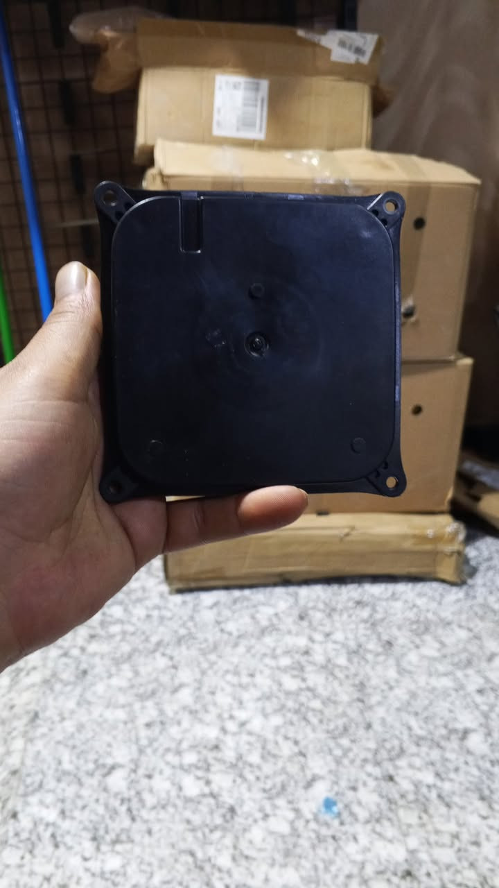 من رخصة الادمن المحترم اني ابو امزون طلع عندي كارت لد مازده مارسيدس قيم وخذ الي يرضي بي الله ***********
