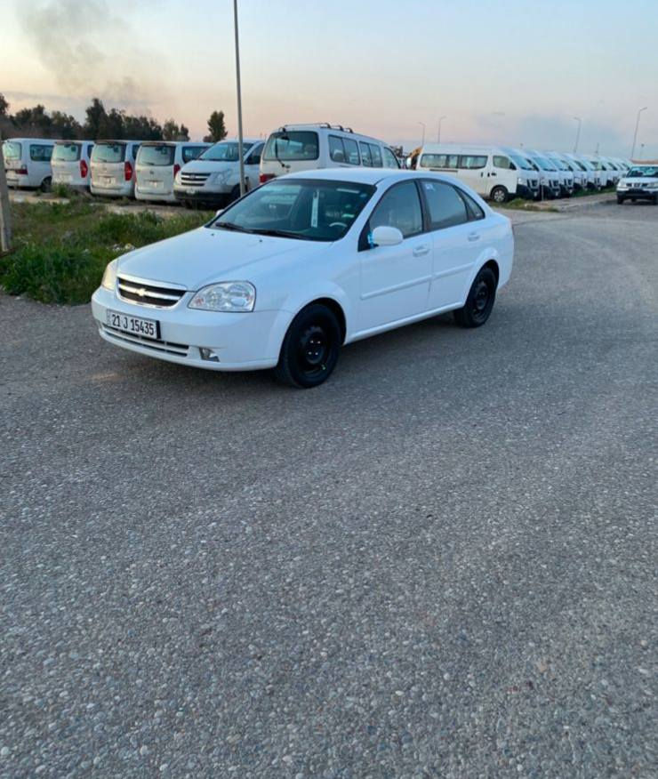 موديل ١٣ 
سنويه جديد 
بطاقه بازين
شاشه كامره
جاهز من كلشي 
سعر ١٠٥ 
*********** كركوك, العراق
