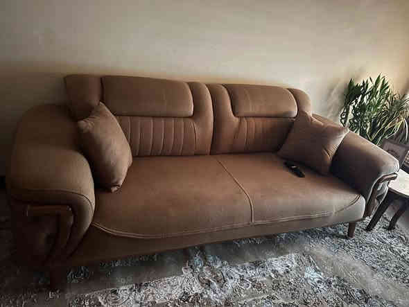 السلام عليكم 
تخم إيراني درجه اولاً نضيف جدا جدا جدا
استخدام اقل من الشهر 
8 مقاعد 
قماش وتر بروف + شاموا متغير 
كلش قوي ومريح 
🎈🧧سعره 975 وبيه مجال جدا بسيط 
مكاني بغداد حي الإعلام قرب سوق اميمه 
———————————————-
ماخذيه بمليون و 400
***********📞
