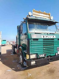 سكانيه كرين سنكل بلادي موديل 92 مكينه 42 سياره جاهزه رقم كربلاء اسود ا...