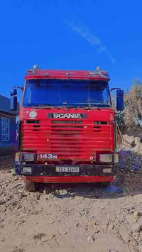 للبيع سكانيه موديل. ٩٤  مكينه ١٢ اونص مجموعة مان نص كير ٥+٥ شاصي طويل ...