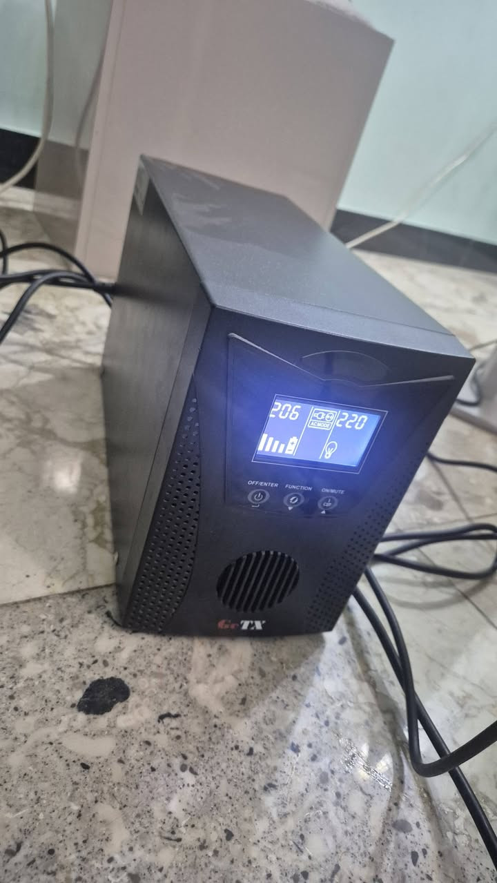 السلام عليكم اخوان
حاسبه ويو بي اس وشاشه للبيع كلهن ٨٠٠ الف (القطعه الزجاجيه ضايعه ) 
يعني الحاسبه تطلع ب٦٧٠ هيج شي ( ما ابيعهن منفصلات)
اخوان اذا سعري ناصي وتنباع بأعلى اخليها ذمة بركبتك تنبهني لان ما متابع السزك صارلي فتره. 
ملاحظة النظافه فول تلخاسبه صارلها ٦ اشهر لعبت بيها مره وحده حالها حال الجديده
المواصفات كلهن بالصوره


**إذا كنت صاحب هذا الإعلان وتريد حذفه لأي سبب، رجاءا أرسل رسالة إلى الدعم الفني**