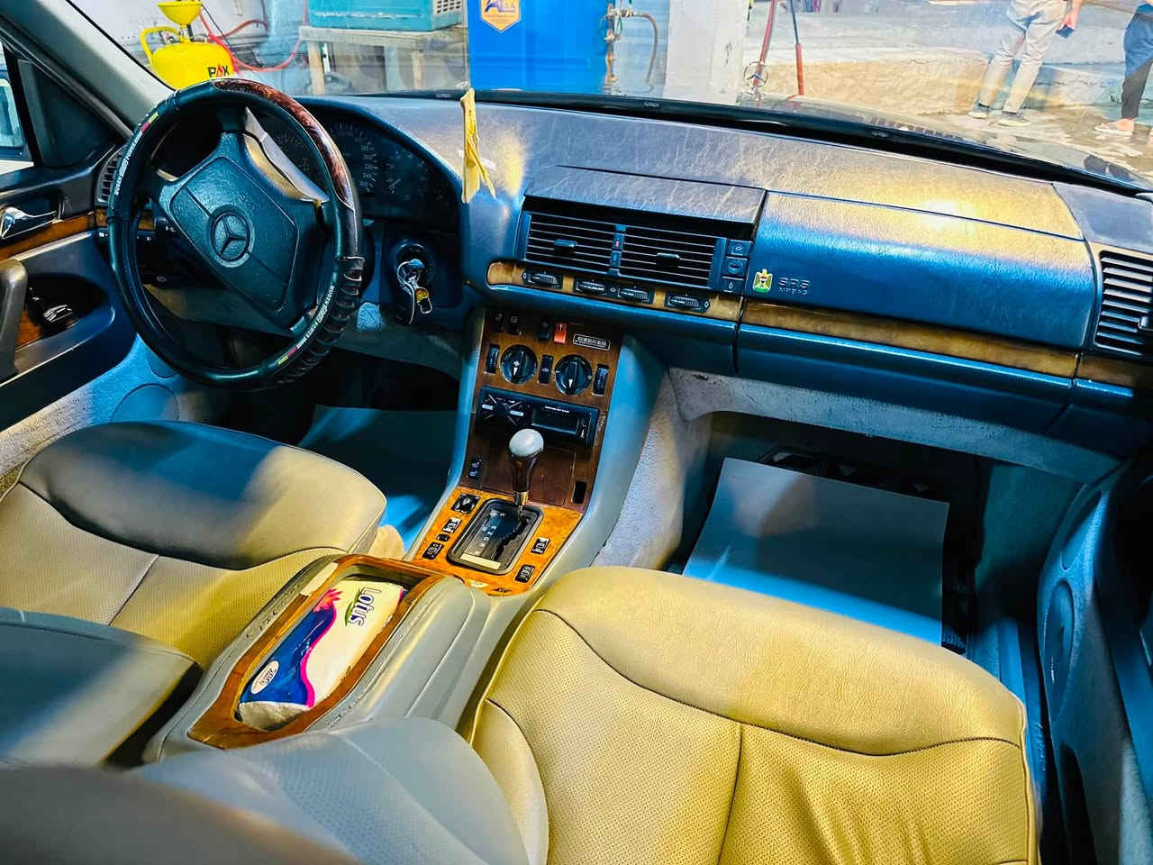 Mercedes Benz S300 1992
-------------------------------------
#السعر : 77$ وبيه مجال بسيط

#رقم الهاتف : ***********

#رقم السيارة : بغداد باسمي  

#مكان السيارة : واسط/العزيزية 

-------------------------------------

سلام عليكم 

للبيع فقط مارسيدس شبح موديل 1992 وارد الماني رقم بغداد باسمي مشروع وطني هزة وسنوية جدد محرك 6 سلندر سيارة صبغ عام مكفولة من الحادث والخياس بدون اي دواخل شاصي لغد مكفول داخل جلد كهربائي فتحة تخم تاير جديد دبل جام محرك + كير مكفولات بك لايت 98 سيارة بيهة ملاحظات
