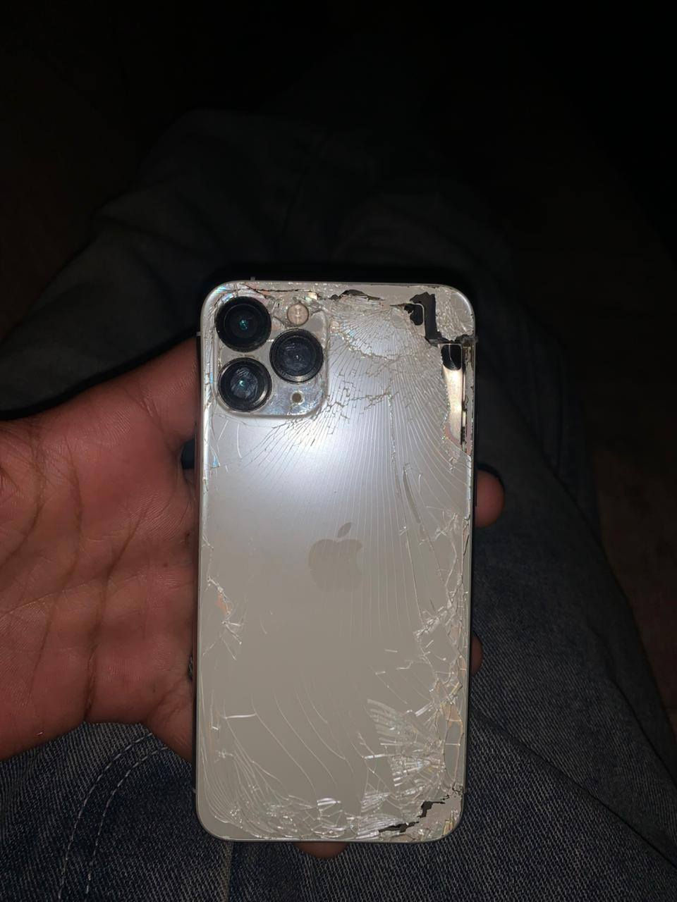 سلام عليكم
ايفون 11برو فقط ذاكره 64

امبدل بطاريه وشاشه اصليات مكان بغداد الطوبطي او بوب الشام

***********
