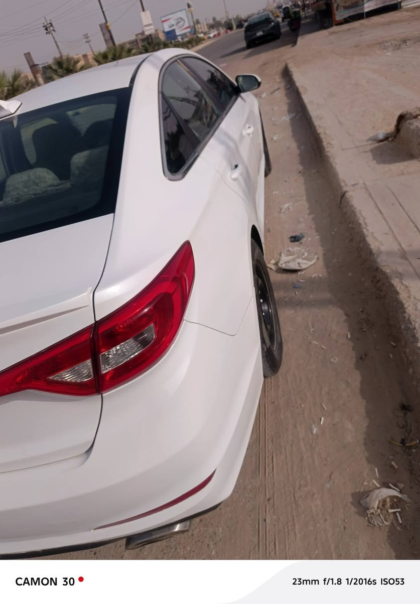 سلام عليكم سوناته وارد امريكي ضربته حافت البنيد بس نفسه مصلح بدون تبديل  السياره كله ليبل واحد صوره الحادث بل منشور رقم كربلاء نكليزي تحويل ثاني يوم السعر 117وبيه مجال للشراي مكينه 2400كير ومكينه جدد حداديه تخم تاير جهازه السياره من كلشي مكاني الدوانيه مركز للستفسار ***********
