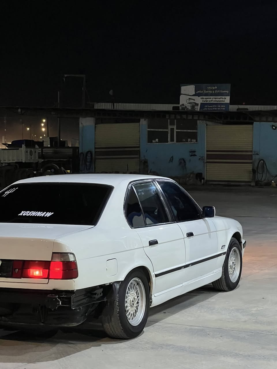 Bmw 525
مؤديل 1992
ئارم پلاستيك سلئماني ئارمو ئه وليات به شه رت 
پئش گه وره 
لايت ئه لقه 
چركه ي تيا نيه ده عامي لؤ ده عامي به شه رت 
ته بريد له سه ر سويچ 
بئ ده عمو لئدران 
موسو براوه به شه رت
يه ك نوقساني نيه 
تازه بني داگيراوه 
گئرو مه مينه به شه رت هه لميشي نيه 
سعر 43 معامه له كي برايانه 
فايبه ر واتص ئاپ ***********
گؤرينه وه ش ئه كه م به شتئك به دلم بئ به هه قي خؤي ته نها Bmw
