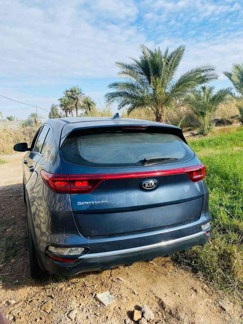 السلام عليكم 
سبورتج 2022 وارد امريكي 
جامع خلفي صبغ وباب فقط بدون دواخل
رقم بغداد دولي السعر 175 وبيه مجال 
***********
