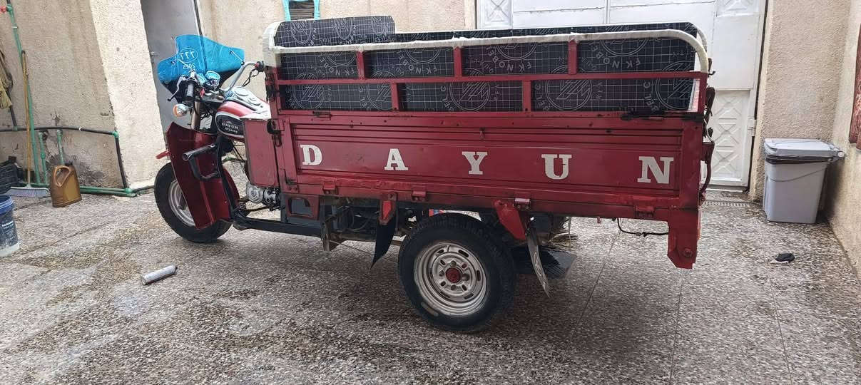 السلام عليكم ستوته دايوان موديل 2018 أوراق كامله كهربأيات شغاله سلف وهندر لايت اشاير  كله شغال مكينه 2021 تشتغل بصمه دبلات شغاله نضافه اتخبل السعر 1100 وبيها مجال حك الجيه العنوان بغداد السياحي مقابل حسينيه المعامل متواجد واتساب وهاذه رقمي ***********
