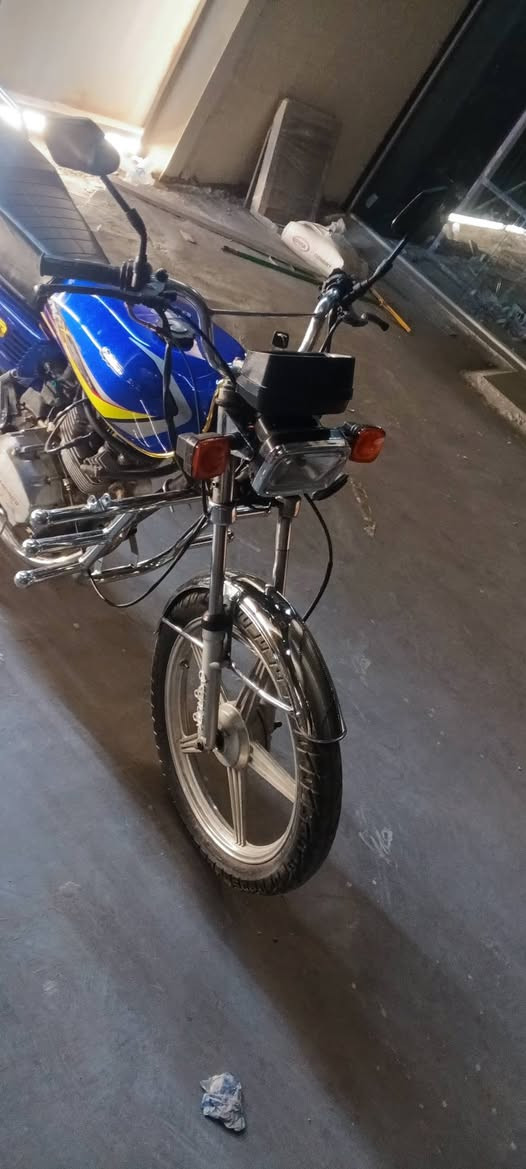 موديل 22 سعر 500و بيها مجال نقص فقط دوسه بغداد الدوره ***********
