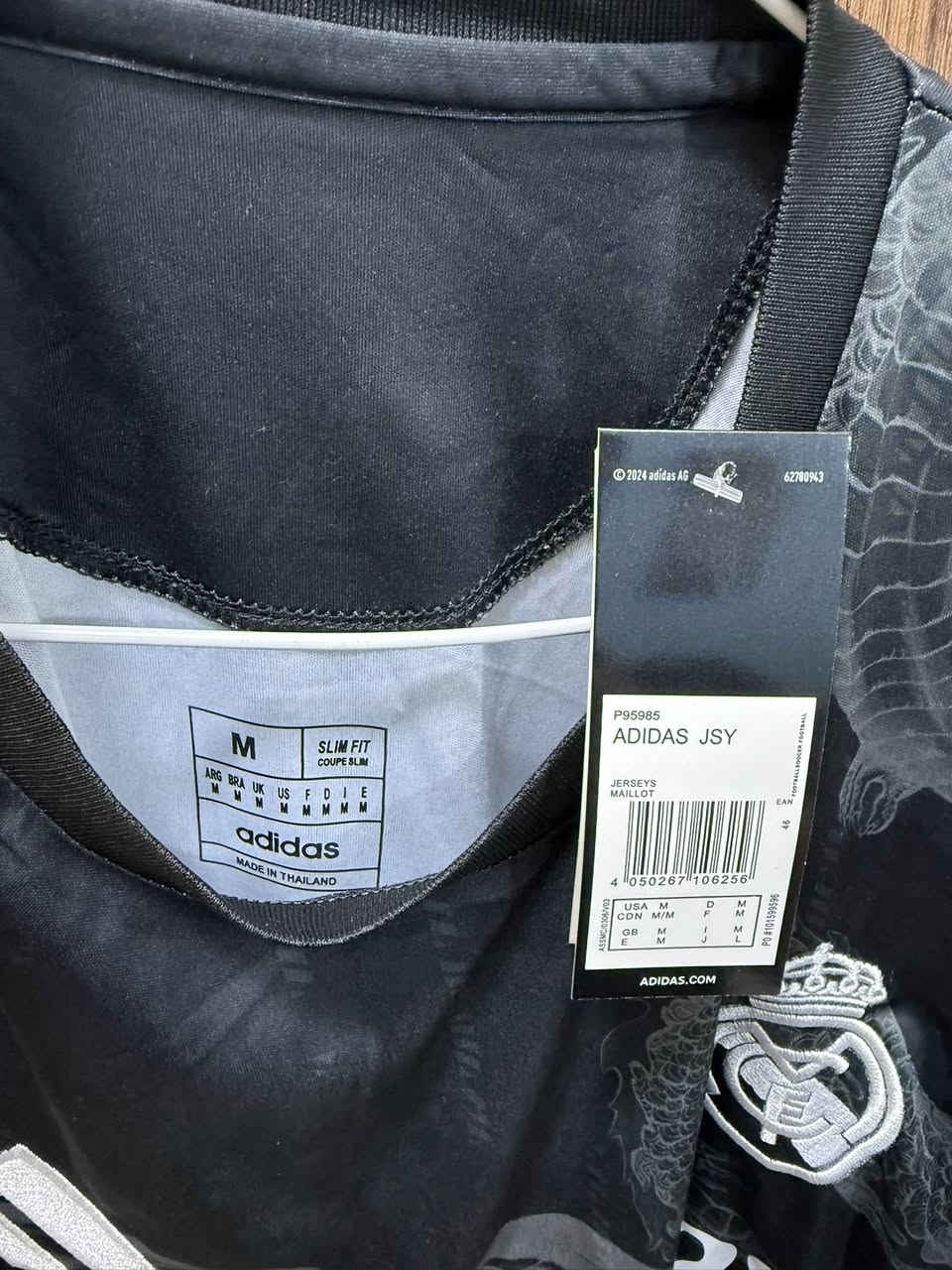 مجموعة دريسات كلهن تايلندي أصلي

برشلونة - ريال مدريد - تشيلسي

كل القطع قياس M

سعر القطعة 15 ألف والتوصيل مجاني كل العراق

للحجز والاستفسار مراسلة الصفحة 

رابط واتساب مباشر الي يريد يراسلني 👇

https://wa.me/message/ANGQMMLUZKO4C1


**إذا كنت صاحب هذا الإعلان وتريد حذفه لأي سبب، رجاءا أرسل رسالة إلى الدعم الفني**