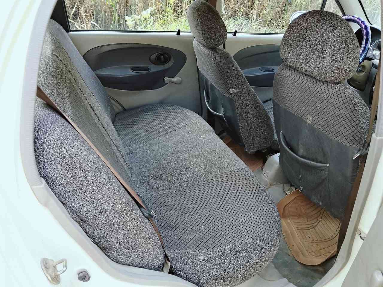 يا الله كيوكيو 2013رقم بغداد دولي سنوية لل30 بسمي مكفولة من الضربة ولصبغ  سيارة جديده تخم تاير حدادية جديدة مكينة وكير خير من الله تبريد ثلج تدفءة  السييييارة كير  عادي.     السعر 26. ورقة مستعجل علبيع *********** مكان كربلاء الحسينية
