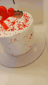 اللهم صلي على محمد وآل محمد🤲🧿

طلبيه اليوم حسب طلب الزبونه❤️

الحجز مراسله او اتصال☎️ ***********

يوجد توصيل🚗 داخل عفك كيك نواره
