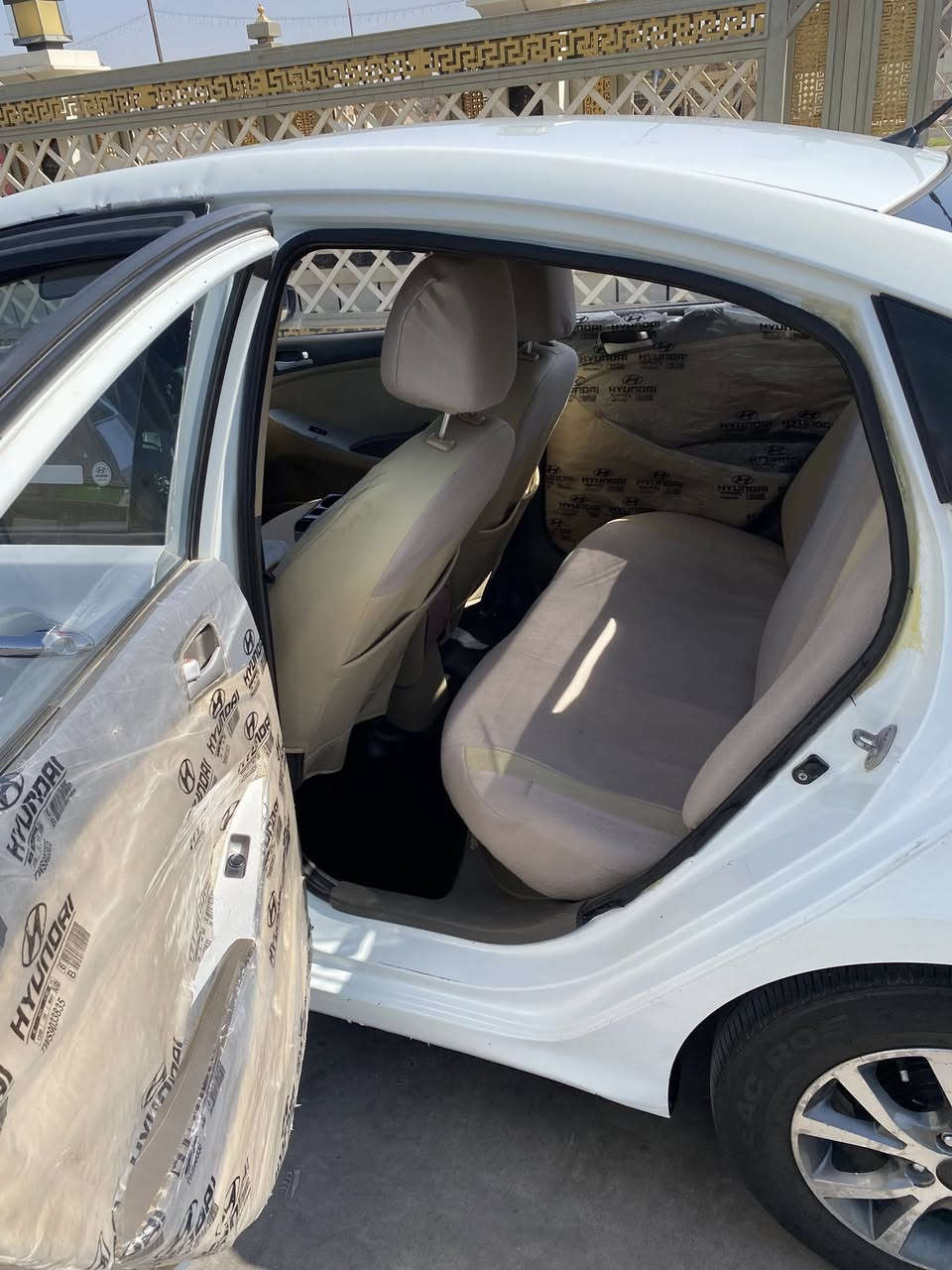 اكسنت اكسنت ٢٠١٢خليجي للبيع 
بسعر ٨٠ورقه وبيها مجال 
المكان الفلوجه 
الرقم الهاتف ***********
