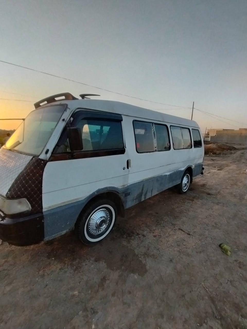 السلام عليكم اسيا للبيع موديل 94 مكينه وكير واكسل كله جديد تخم تاير باور مصفره هيئه ومرور سياره جاهزه سعرها ٤٠ وبيها مجال العنوان بابل القاسم *********** بيع مستعجل
