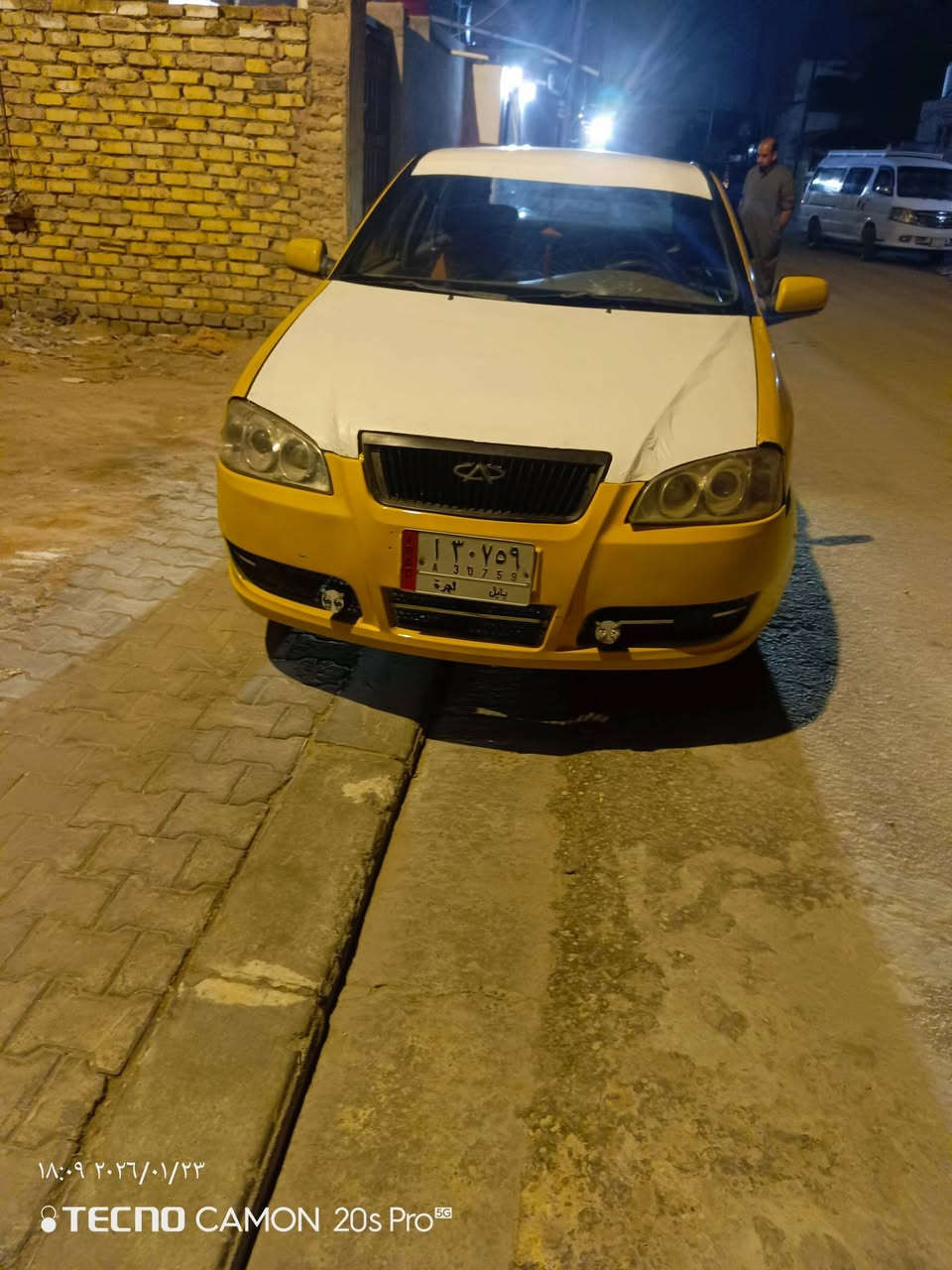 سلام عيكم سياره شيري كوين 2010بدون راعي سنويه عضم اصليه كير مكينه شرط جدد حداديه جديده بلكات بخاخات فيت بم. توني مدلهن سياره جاهزه وحلوه سعر14وبيه شويه مكاني النجف ***********مراوس عادي
