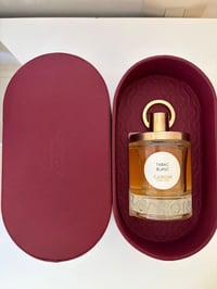 عطر ملكي • كلاسيكي • تاريخي