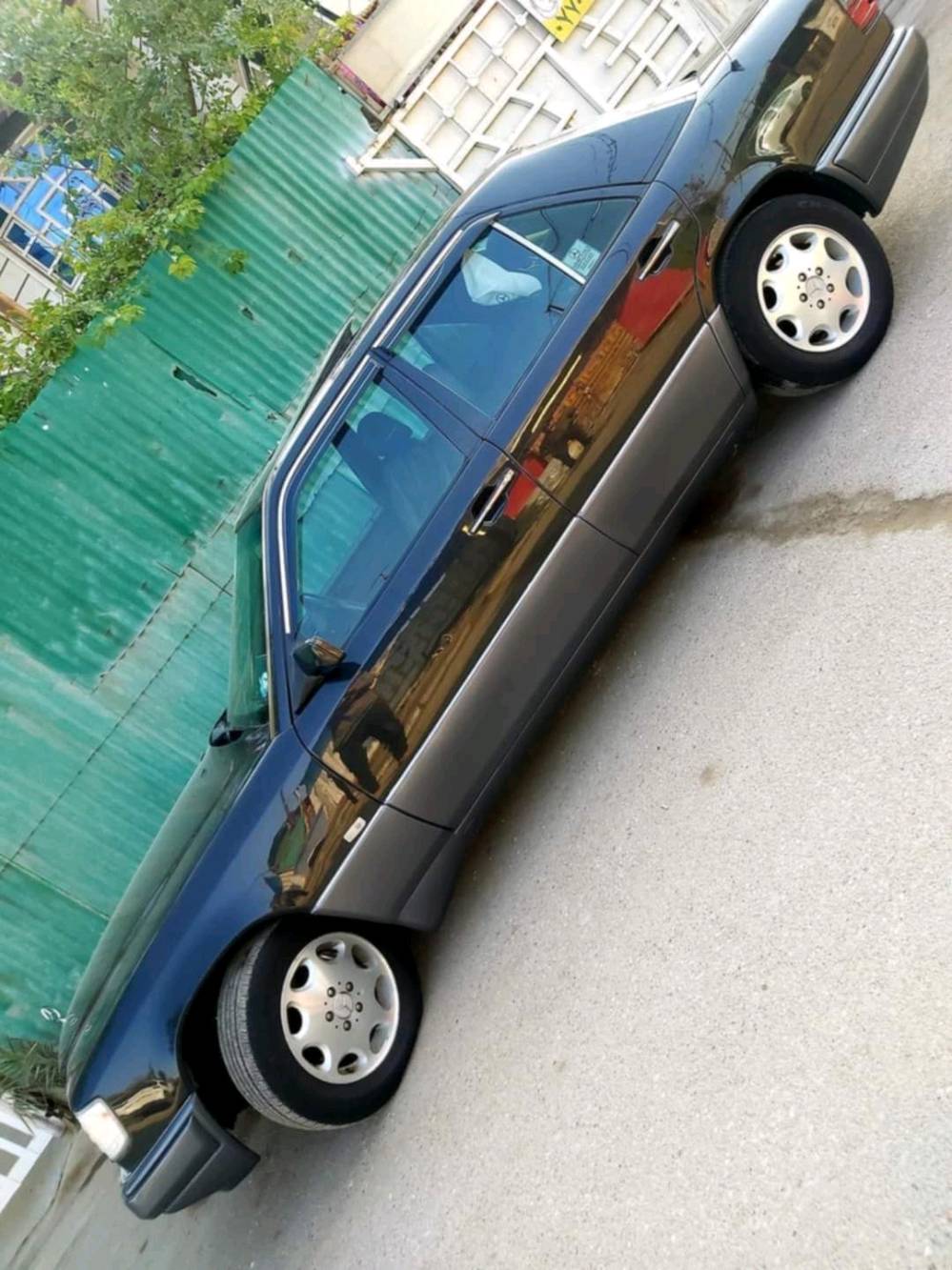 بيبي شبح موديل 92 رقم بغداد سنويته للشهر 11 مكينة وكير خير من الله تدفئة تبريد كله شغال بردة خلفية شغالة حتى التجوات الخلفية شغالة أريل ينزل ويصعد ويا السويج
تخم سماعات مع دمام خلفي منضومة لايت زنون شمسية كاملة فتحت سلايد طكيتن شغال أدامة كاملة على المكينة حتى امصور التفاصيل كاملة صدر امامي وخلفي كله جديد تخم تاير مع باتري جديد 
تحويل مباشر بأسم ولد صديقي السعر ب 88 وبيه مجال العنوان ديالى الغالبية قرب محطة تعبئة وقود عين الشمس للأستفسار ***********