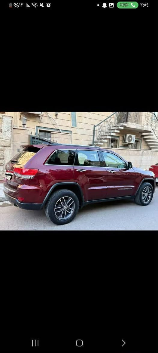 جيب كراند شيروكي
فول مواصفات لمتد  موديل 2018 فئة 1941 رقم سليمانيه الجديد
ماشية 41 الف ميل وقابلة

حادثها 
جاملغ  امامي وبنيد 
ودعاميه 
والكنر باب السايق والي ورا ماشر بالصورة غير هل شي ماكو شرط الفحص 

مواصفات

جنطه كهرباء

مري قلاب مع R

شاشه

كامرا خلفيه

تحكم استيرن جهتين

حساس خلفي مانع تصادم

كشنات اثنين كهرباء

كشنات اماميه تبريد وتدفئه

كشنات جلد اسود

داخل اسود فحم

سياره كامله تخم تاير صدر امامي خلفي

بصمه تشغيل + بصمه أبواب 

محرك 6 سلندر

بعد بيها سياره جاهزه أي نقص مابيها 

تحويل وكاله مضمون 

 مكاني بغداد  البياع

ترهم مراوس

رقمي ***********
