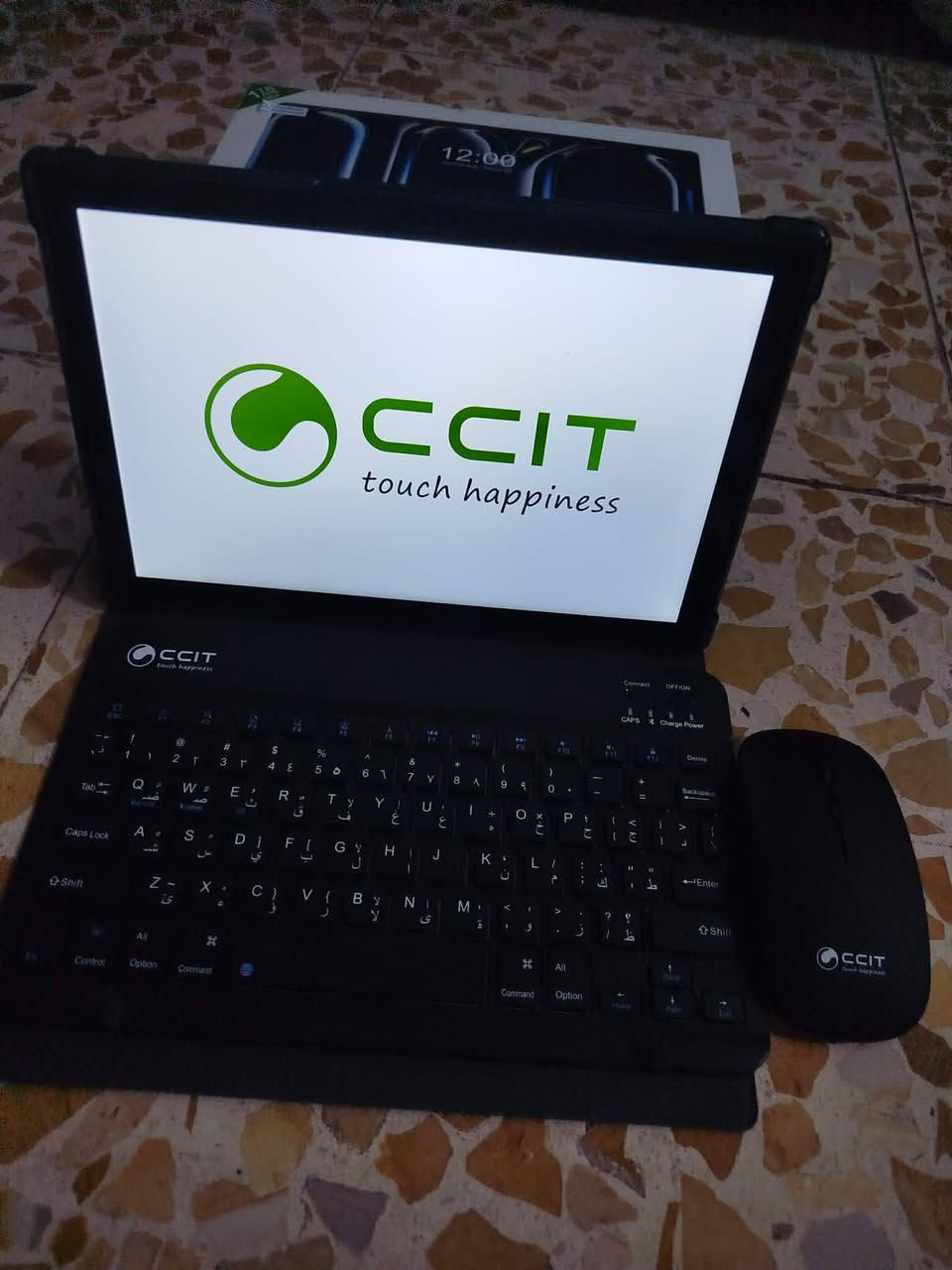 ايباد شركة CCIT استعمال قليل مع كامل الملحقات السعر 150 الف مع التوصيل داخل المحموديه العنوان المحموديه مجمع العزاب مقابل الفتحه مال حي البتول مركز همام للصيانه للحجز *********** وتساب
