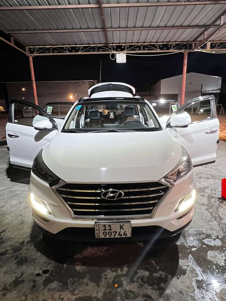 :-
السلام عليكم توسان للبيع خليجي موديل 2019
 مكينة 2000دوش

بانوراما 

-تحكمات ستيرن 

-كشن كهرباء

-شحن لاسلكي

-قطعين تبريد

 انضمة قيادة ( ايكو-سبورت)

هاند بريك رجل

حساس امامي خلفي

-نظام ترحيب 
 
 رقم الجديد

وباقي المواصفات معروفه 

بيهة قطعه صبغ فقط باب السايق

ملاحضة سيارة نظيفة 

الاستفسار اتصل على ‭***********‬

مكان السيارة الطارمية

السعر، 195
