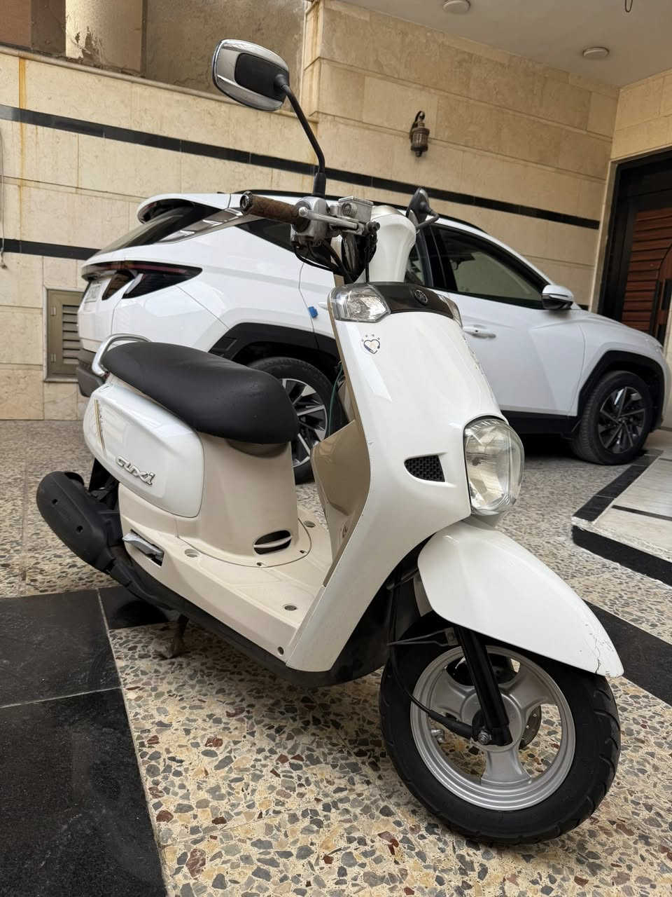 بوليس 2017
دراجه بطن عسلي 

مكينه 115 مكفوله عام 

ماشيه 17 الف 

دراجه جديده كلش 

تايرات ابلاديه 

مكفوله من كلشي
السعر 1450 

للاستفسار *********** 

مكاني بغداد البنوك
