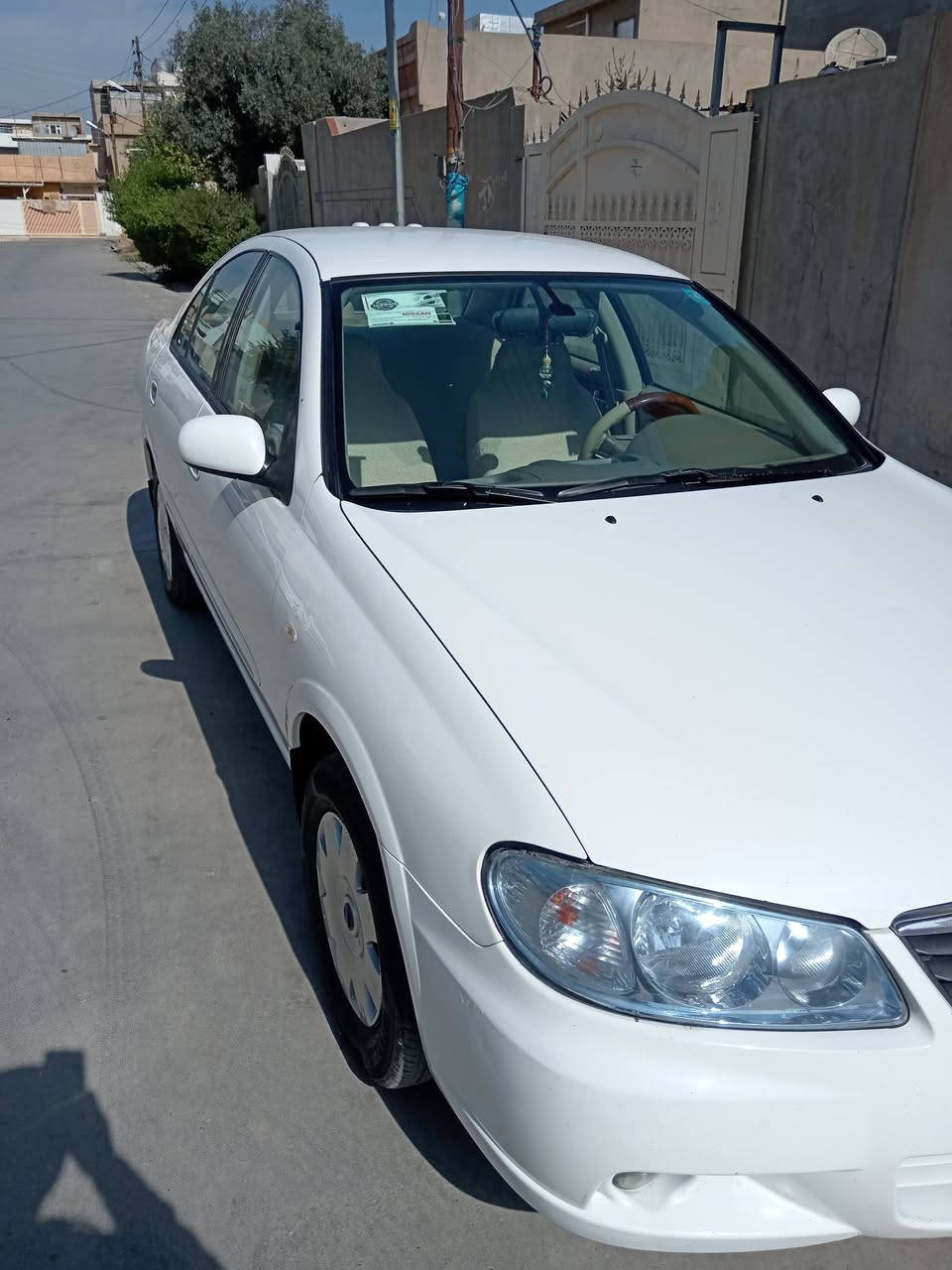 سلام عليكم نيسان 2010 دخل صاج محرك ابيض بدون صباغ سنويا 30 بطاقه بنزين بيه رقم كركوك ***********
