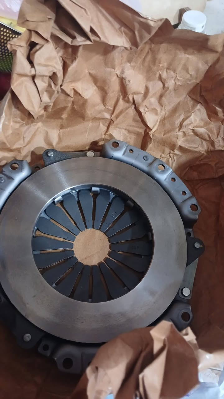 عينة وصينية مال بي byd f3 2013 قيم واخذ بمايرضي الله المكان السيدية
***********
