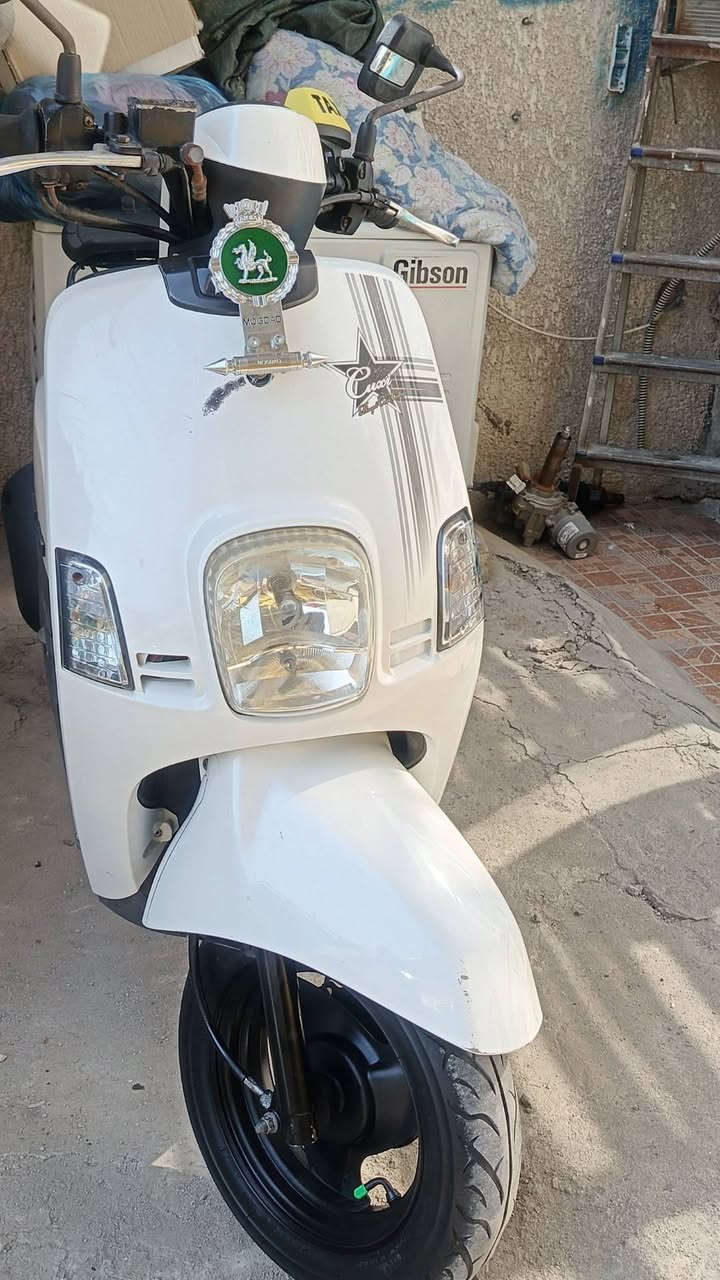 سلام عليكم دراجه للبيع بوليس جديده بي معنه الكلام شلعه معدل كلهه شغله سعر 950 وبيهه مجال مكاني بغداد المين الثاني ***********
