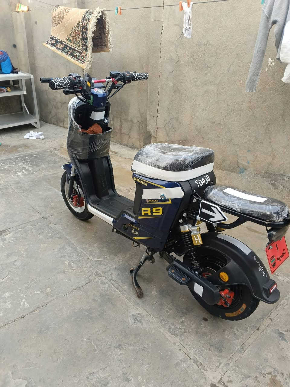 السلام عليكم
دراجه شحن للبيع R9 فول مواصفات كامله مكمله 5 بطاريات دبل شركه ولي نضام بارك ونضام بك لايت عالي وناصي دبل اشاره سماعه بلوتوث شاشه تعرض العطل سرعه 109 تمشيك خير من الله السعر 475 وبيها مجال المكان ناصريه الاسكان الصناعي.


**إذا كنت صاحب هذا الإعلان وتريد حذفه لأي سبب، رجاءا أرسل رسالة إلى الدعم الفني**