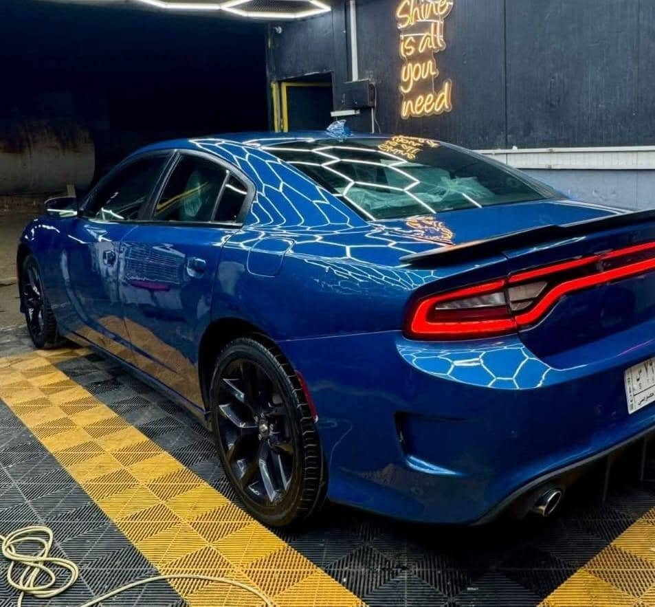 جارجر جي تي 
موديل 2023 خليجي وكالة هارلم

لون بحري مرغوب جداً

عداد 44 فقط  

السيارة فول مواصفات 1/1 مع رادار أمامي

المحرك V6 سعة 3.6

مكفولة من الصبغ والتبديل والبارد

المواصفات

جناح خلفي أسود

ويل قياس 20 إنچ أسود

مقود قيادة رياضي

مقاعد رياضية شاموا أسود

نقطة عمياء

رادار مع مانع تصادم أمامي

مصابيح أمامية زنون

كشافات ضباب زنون

مصابيح أمامية مع LED

حساسات خلفية

شاشة كبيرة مع نظام ملاحة GPS

سستم صوت ألپاين

فتحة سقف سلايد

مقاعد أمامية كهربائية

ذاكرة لحفظ وضعيات الجلوس

مقاعد أمامية تبريد وتدفئة

مقاعد خلفية تدفئة

تشغيل عن بعد

مقود كهربائي

تدفئة مقود القيادة

محدد سرعة

اتصال بلوتوث

كاميرا خلفية

مرايا متحسسة للضوء العالي

كير شفتر على الستيرن

دخول ذكي (بصمة)

 المكان الحله 

للتواصل يرجى الاتصال على الرقم الآتي

 *********** واتس
