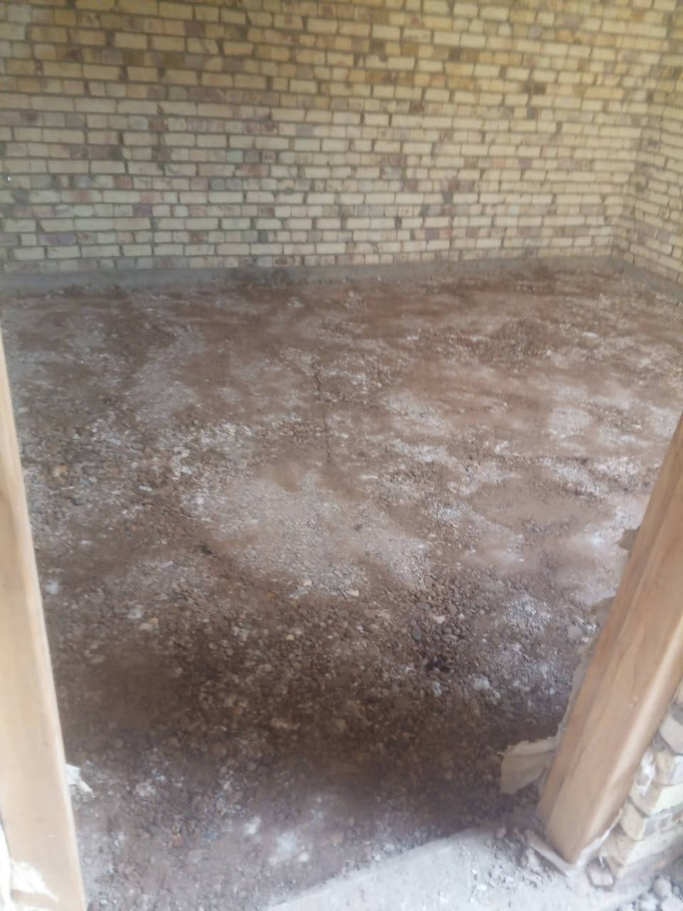 عمال تدخيل سبيس قلع تصعيد عل ضهر تنضيف نقاذ حدل تشميع تزفيت قلع كاشي تدخيل مواد تنضيف غسل بيت. نقل اثاث ***********
