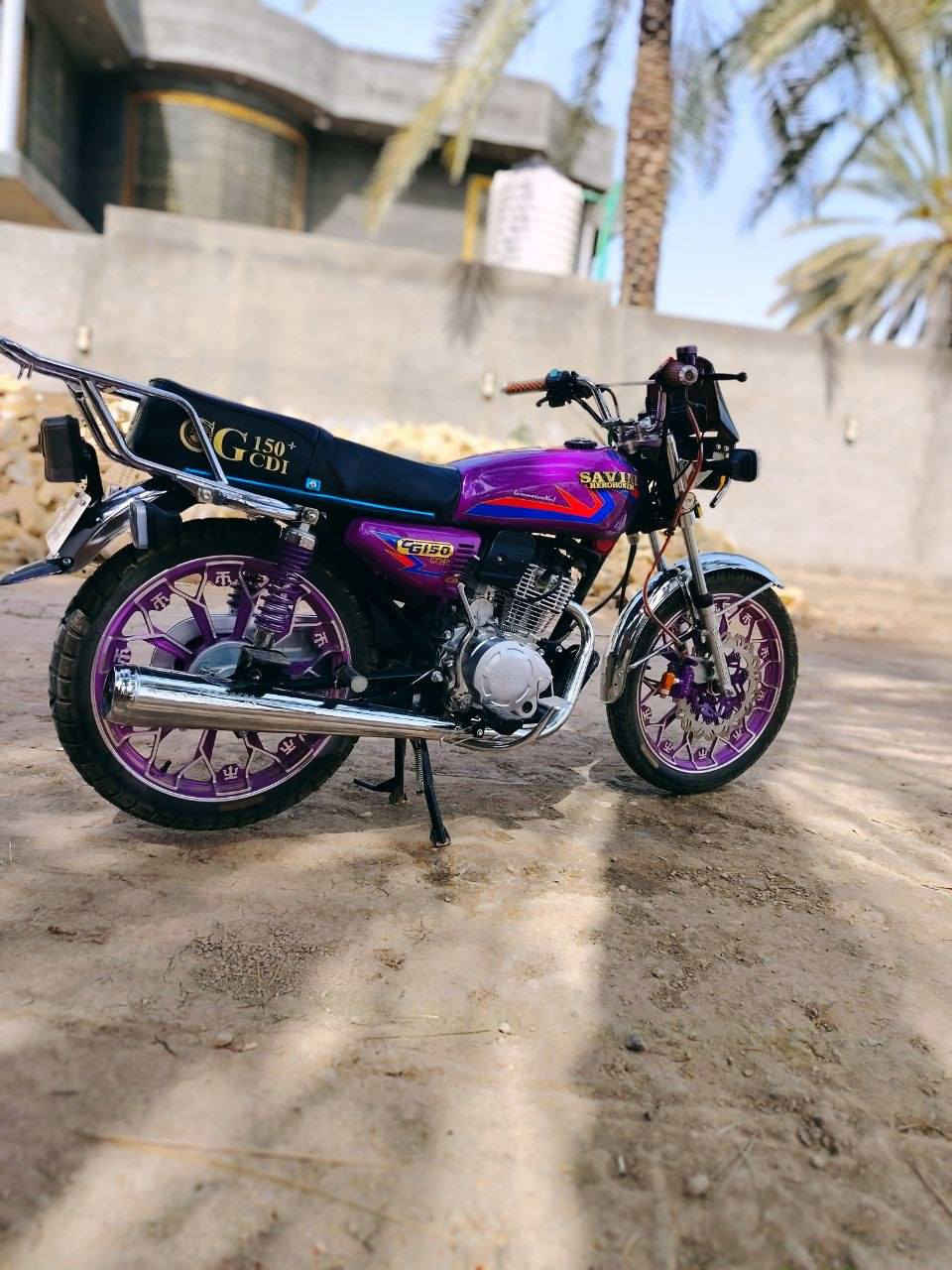 دراجه سيفان25 زيرو ما ماماشيه
اوراق اصولي نضافه فوللل حله من البصوره
السعر925وبيه مجال 
تواصل خاص او عله الرقم***********
