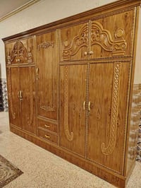 غرفة نجارة • ٥ أبواب • استخدام قليل