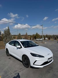 بي وايدي سيل فايف لبيع اومراوس  بكورلاء هايبرد او كي 3ماشيه ٣٠٠٠سعرعلى...